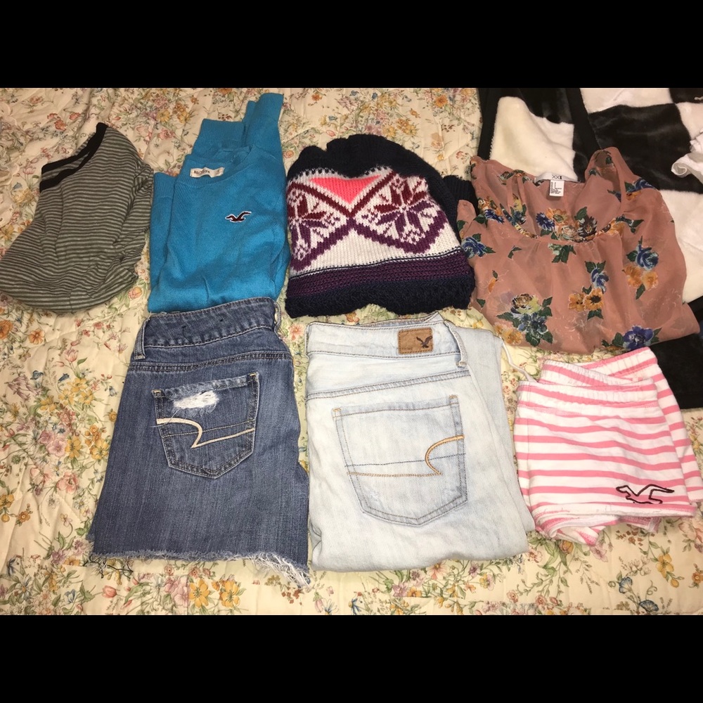 BUNDLE american eagle, hollister, and other